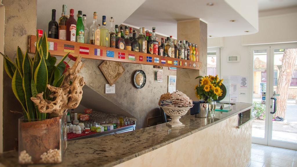 Hotel Laura تْشيزيناتيكو المظهر الخارجي الصورة